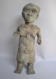 Groot bronzen beeld van een Enuch, regio Benin City, Nigeria,
