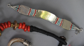 Tibetaanse/Nepal sieraden, Nepal, 2e helft 20e eeuw, (lot nr 6)