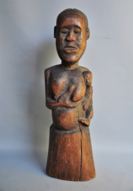 Very old maternity statue, KUBA, DR CONGO, before 1923