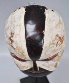 Decorative older face mask, GALOA, DR Congo, ca 1970