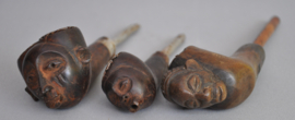 3x Antropomorfe Houten Tabakspijpen – Congo (Pende/Luba/Chokwe)