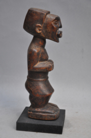 Uiterst zeldzaam tribaal voorouderbeeld, MPUTU, DR Congo, 1920-30