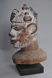 Hoofd dansmasker van de IBO, Nigeria, ca 1960