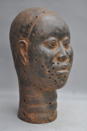 Large bronze head of king OBA, Ife, Benin City region, Nigeria, 21st century