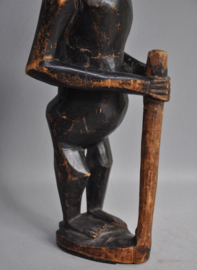 Zéér oude archaïsche vaderfiguur uit Tanzania 1930-40