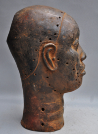 Large bronze head of king OBA, Ife, Benin City region, Nigeria, 21st century