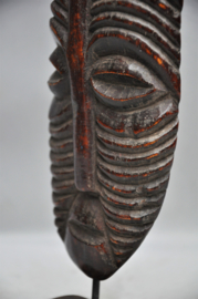 Grote benen talisman, Luba, DR Congo,  ca 1970