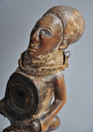 Decoratieve welvaartsfetish, Bacongo, DR Congo, ca 1970