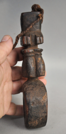 STUNTPRIJS! Oude gebruikte ghurra, karnstokhouder, Nepal, 1940-50