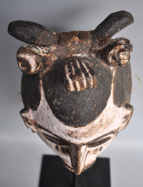 Tribally used face mask, IGBO, Nigeria, 1970-80