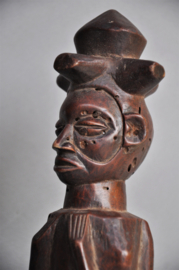 Medium sized statue of the YAKA, DR Congo, 1960-70