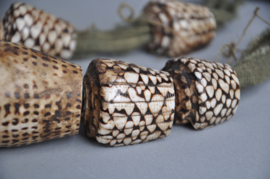 Large Akusan shell belt from the Bontoc, Igorot, Philippines, 21st century