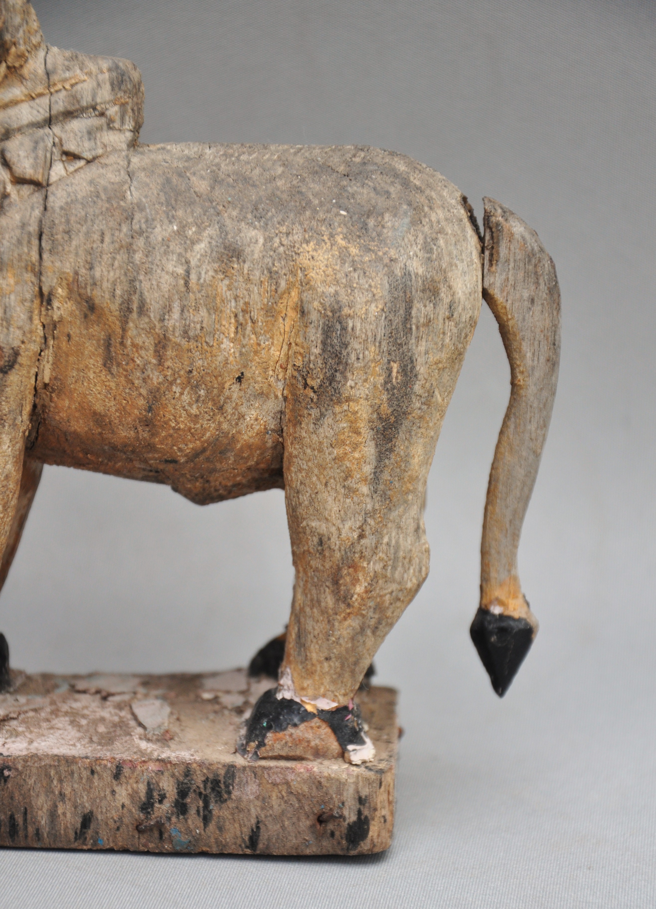 Houten nandi stier uit het Hindoeïsme, India, 1880-1920