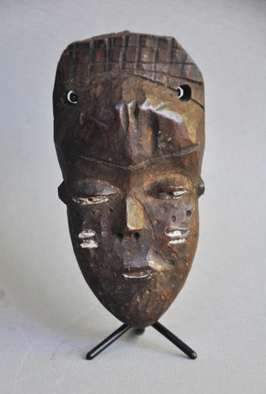 Uiterst zeldzaam! Mbuya amulet van de PENDE, DR Congo, 1935-45