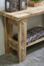 Sidetable Ferro
