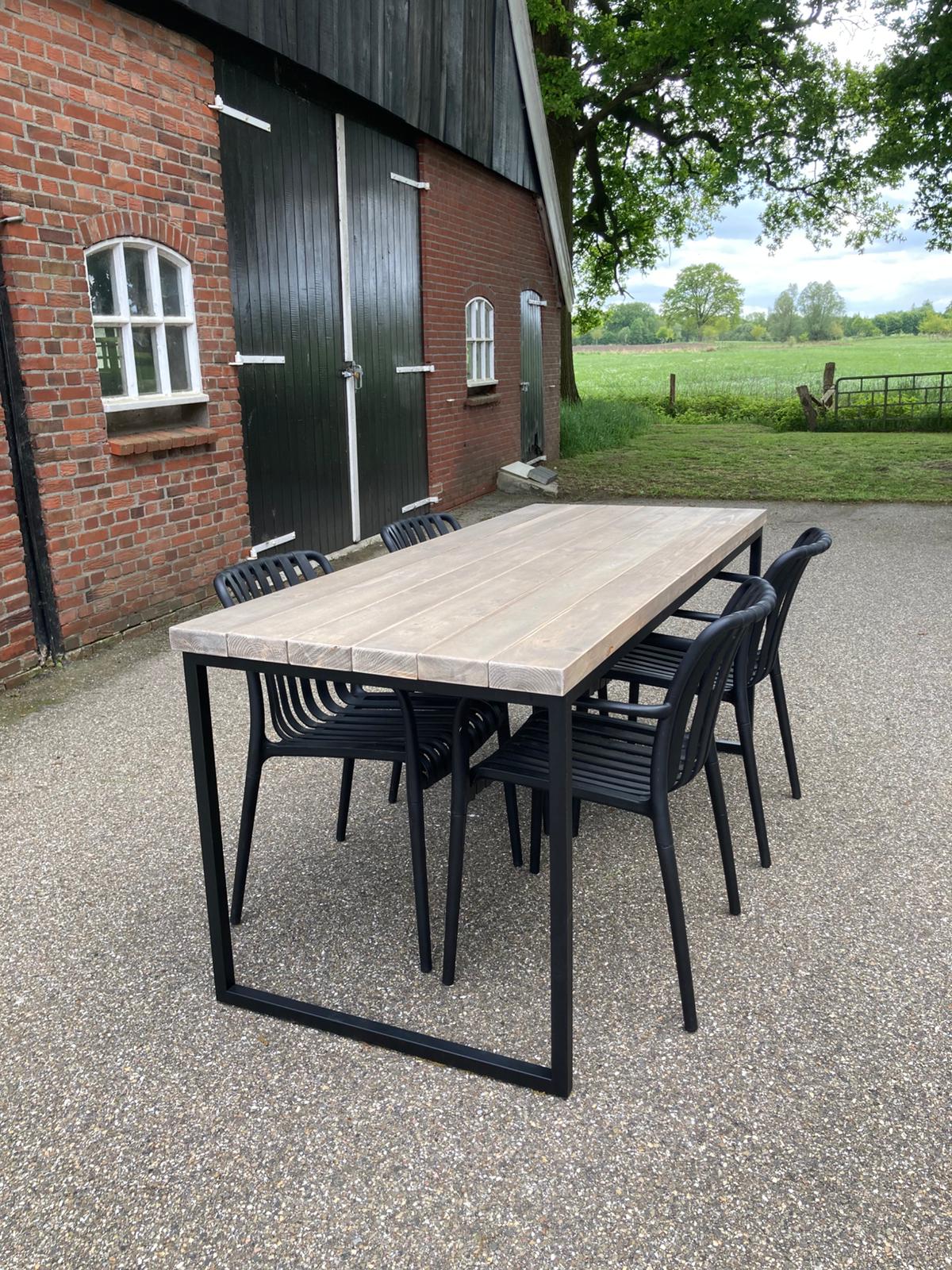Tafel met u poot 185 cm lang en 78 cm breed
