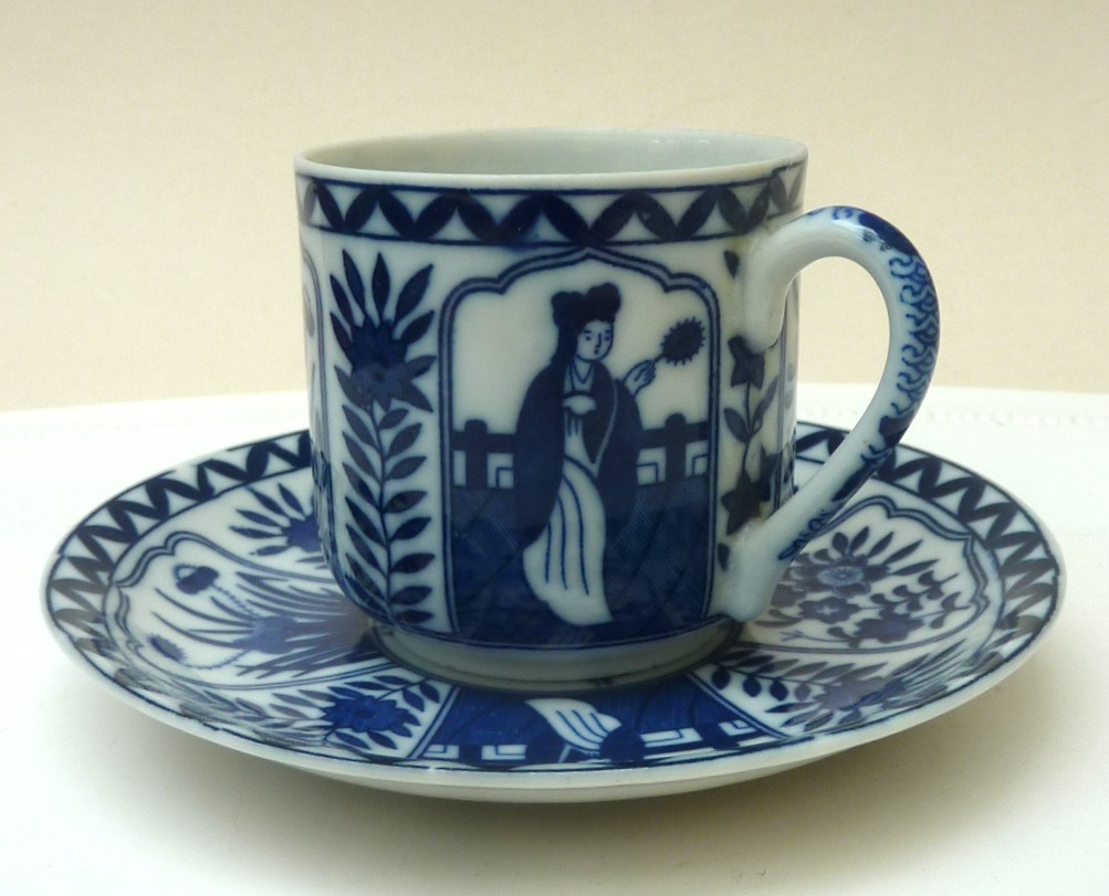 Lange Lijs mokkakopjes met schotel