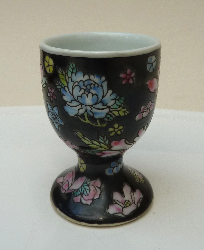 Chinese Jingdezhen black 1000 Flowers porcelain egg cup