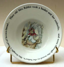 Wedgwood Peter Rabbit porridge bowl Mrs Rabbit