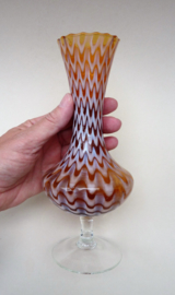 Murano vintage Art Glass vaas op voet met zigzag decor