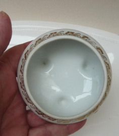 Martinroda porcelain footed trinket box