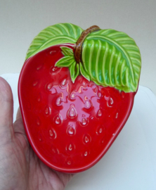 Japans keramisch schaaltje Aardbei
