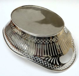 Silver plated bread basket Hooijkaas Schoonhoven