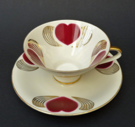 Z and Co Tirschenreuth Mid Century Modern tea cup with hearts