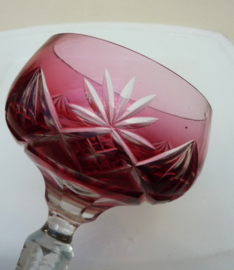 Antiek cranberry kristallen cut to clear geslepen rijnwijnglas