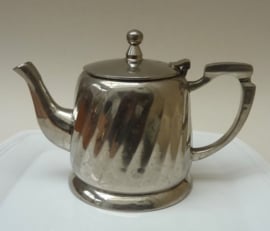 Art Deco stijl verchroomde geribbelde theepot
