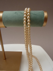 Long majorica pearl necklace