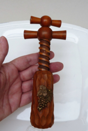 Vintage wooden Chinnock double action corkscrew with copper vine decoration