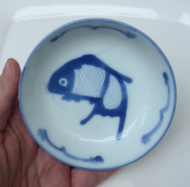 Chinees blauw wit porseleinen Koi vis schaaltje 10 cm