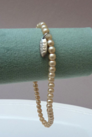Biba kunstpareltjes armband