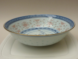 Chinese Wanyu rice grain porcelain serving bowl