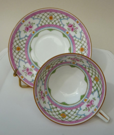 Minton Queens Trellis Pink tea cup with saucer