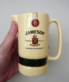 Jameson whiskey glas en waterkannetje