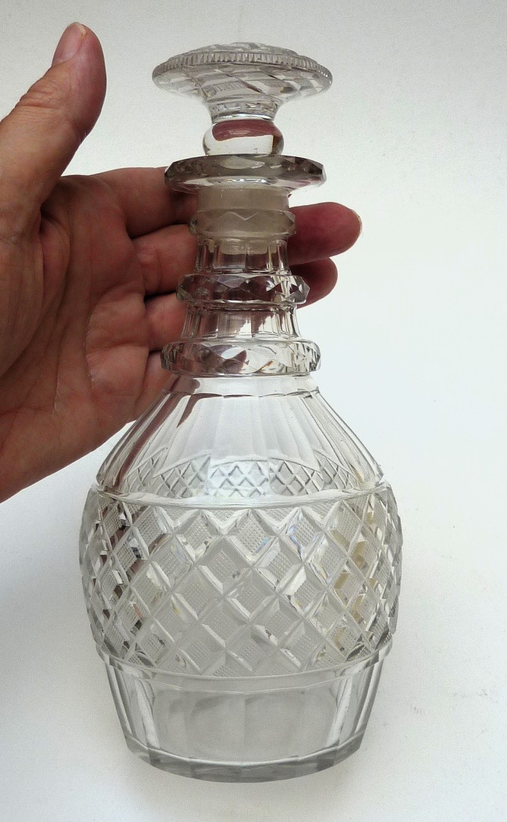 Anglo Irish Regency cut glass decanter