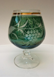 Groen loodkristallen cognac glas met gravure