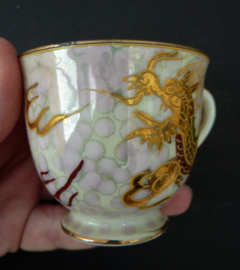 Sunray Occupied Japan Kutani Dragon ware kop en schotel