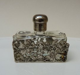 Perfume bottle Art Nouveau style