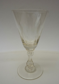 Art Deco port glasses with air bubble in stem