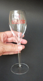 Een paar Piper Heidsieck kristallen champagne flutes rood logo