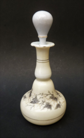Wit opaline glas parfumflesje 19e eeuw