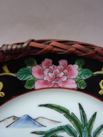 Japanese Showa Yamatoku plate in ratan frame