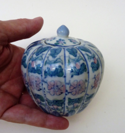 Chinees porseleinen sambalpot groen blauw roze decor
