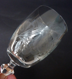Crystal wine glasses with floral engraving 