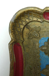 Florentine serving tray in yellow red and gold