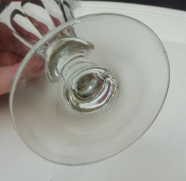 Wijnglazen enkele platte knoop 19e eeuw