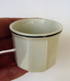 Porcelain Bistro witte eierdopjes met zwart randje